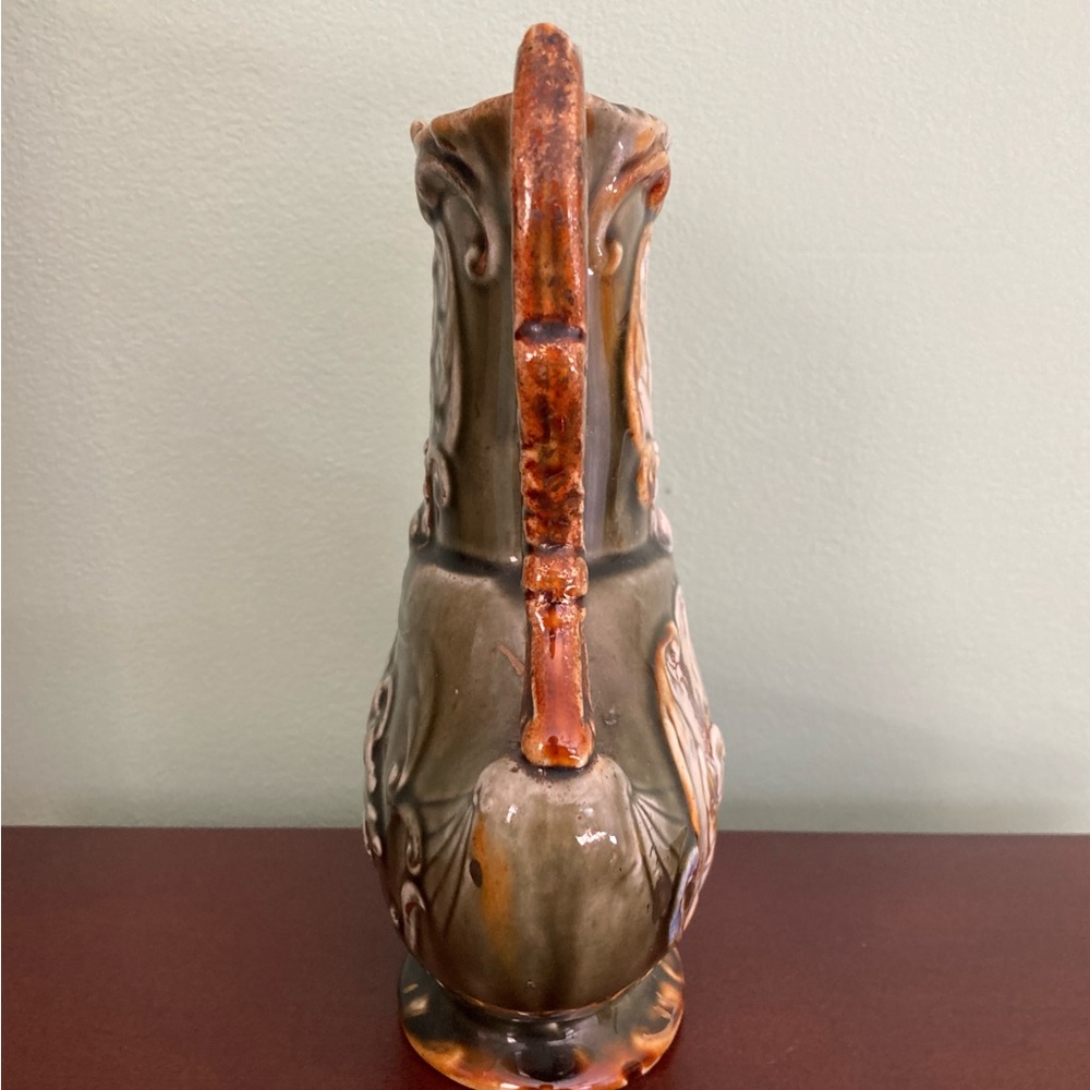 🍀Rare German Majolica Khaki Green Floral Pitcher - Picture 4 of 6